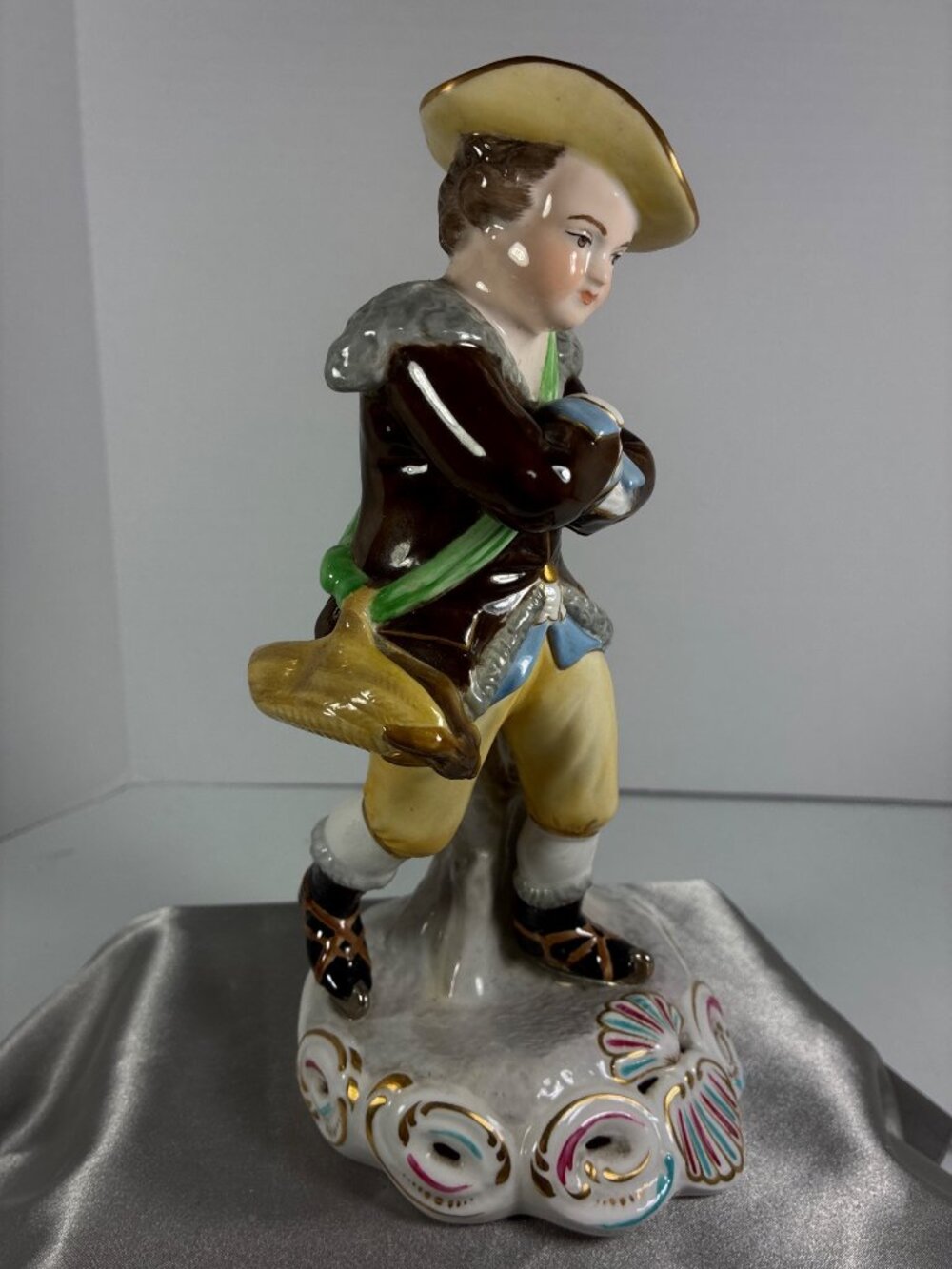 Vintage Winterling Germany Gentleman Figurine Brown Coat Rococo Porcelain Figure - Picture 9 of 14